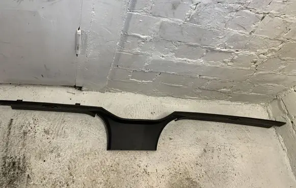 Land Rover Discovery 3 - LR3 Front sill trim cover 5H2224312AA8PVJ 5H2224312