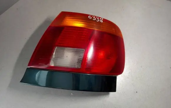 Audi A4 S4 B5 8D Rear/tail lights 8D0945096