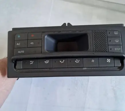 Renault Laguna I Climate control unit 7700425674 91400103 9140010332