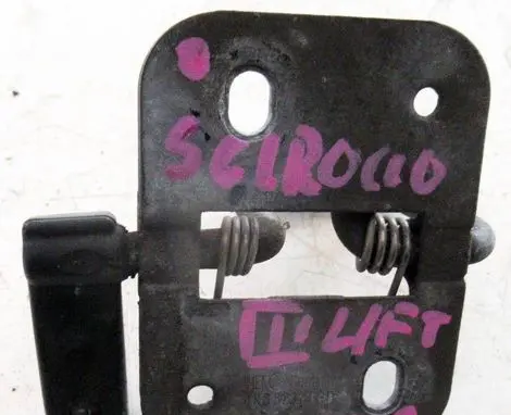 Volkswagen Scirocco Engine bonnet/hood lock/latch loop/hook 