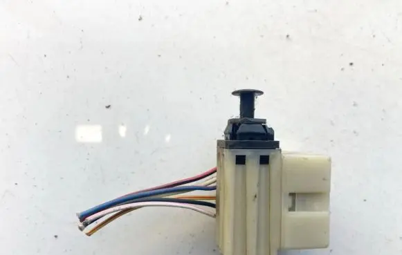 Chrysler Sebring (ST-22 - JR) Brake pedal sensor switch 04671336 1214G1-2