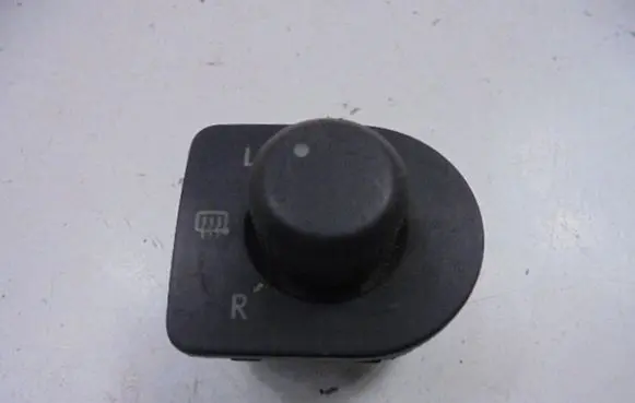 Volkswagen Golf IV Wing mirror switch 1J1959565F