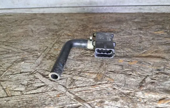 Opel Corsa D Exhaust gas pressure sensor 28403014003 55566186