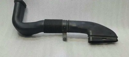Mercedes-Benz E W212 Air intake hose/pipe A6510903437