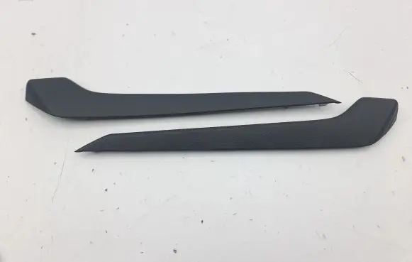 Toyota RAV 4 (XA50) Front door trim bar 67162X1B32 67161X1B32