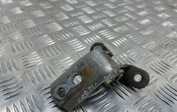 Toyota Corolla E140 E150 Front door upper hinge 