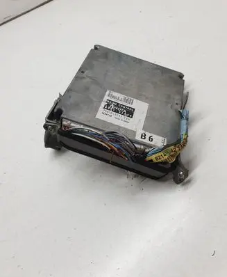Toyota RAV 4 (XA20) Engine control unit/module 8966142A10 7580054411
