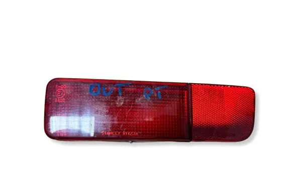 Mitsubishi Outlander Rear fog light R8372R B8372B