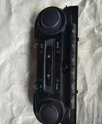 Seat Altea XL Climate control unit 5P0907044R SW0804 5HB01017012