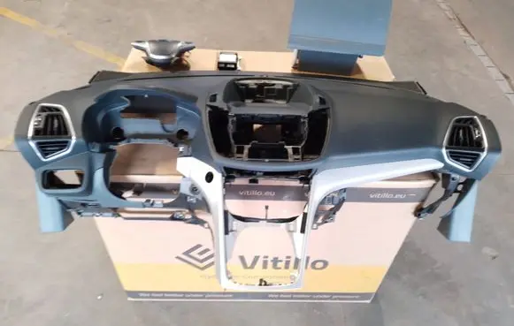 Ford C-MAX II Dashboard 