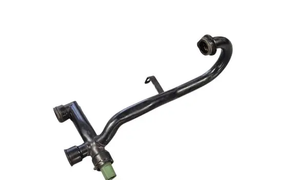 Engine coolant pipe/hose