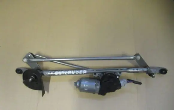 Mitsubishi Outlander Front wiper linkage and motor