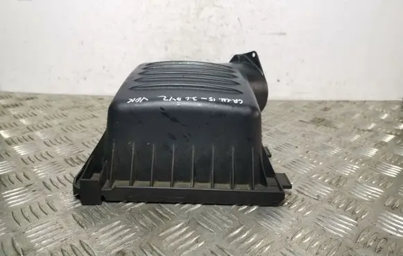 Jeep Grand Cherokee Air filter box cover 