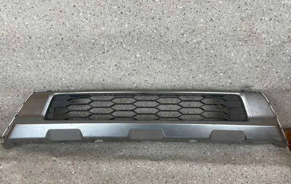 Subaru Outback (BT) Front bumper lower grill 57731AN150
