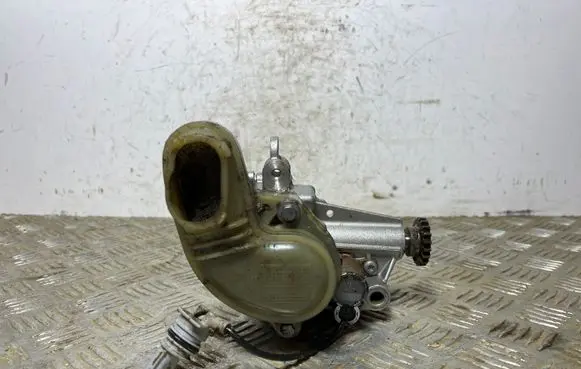 Oil pump