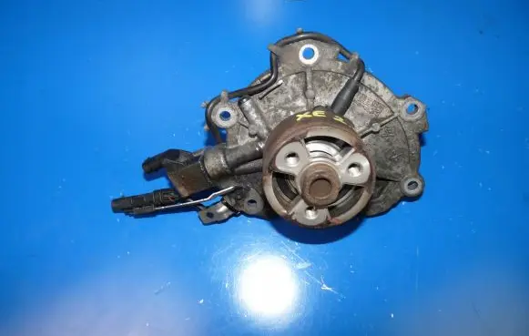 Jaguar XE Vacuum pump