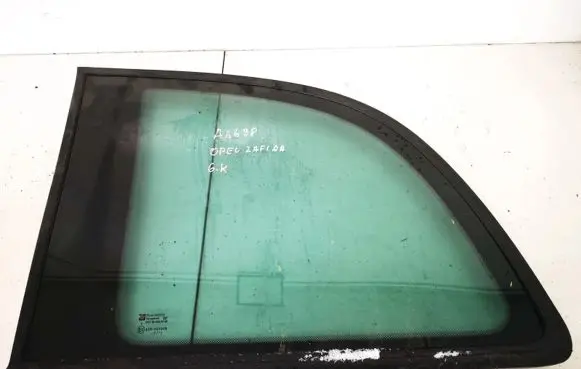Opel Zafira A Rear side window