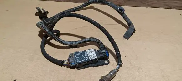 Peugeot Partner III Lambda probe sensor 9811207180 0281006853