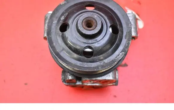 Jaguar XF X250 Power steering pump 9X233A696AA