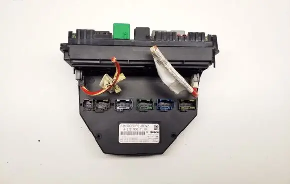 Mercedes-Benz E W212 Fuse module A2129007104