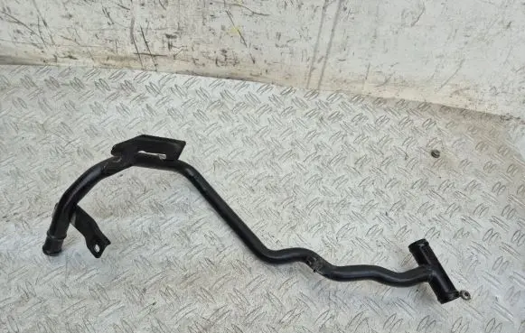 Volkswagen Touran III Engine coolant pipe/hose 04L121065CR