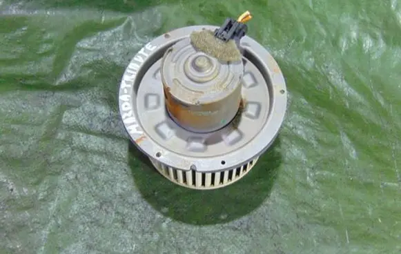 Mazda Tribute Heater fan/blower