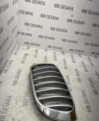 BMW X4 F26 Front bumper upper radiator grill 7210725