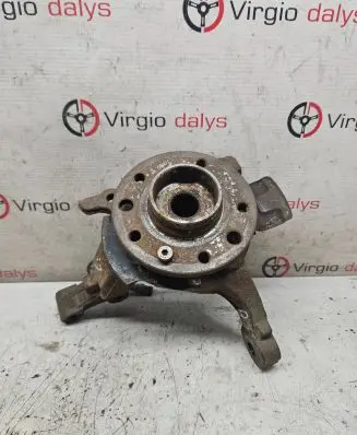 Opel Astra H Front wheel hub 13156048