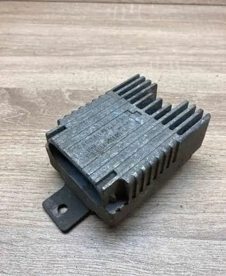 Mercedes-Benz A W168 Coolant fan relay A0275458032