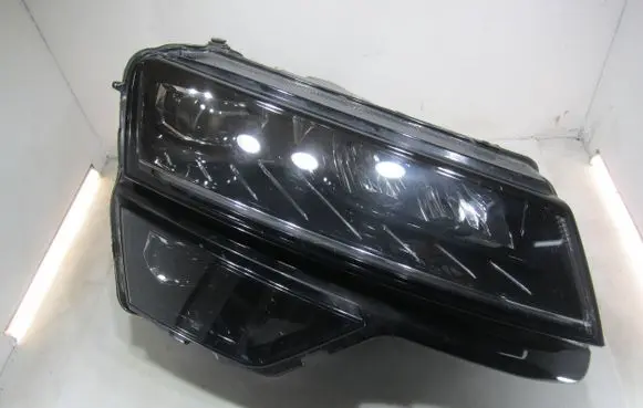 Skoda Karoq Headlight/headlamp 57B941016D 0021590702