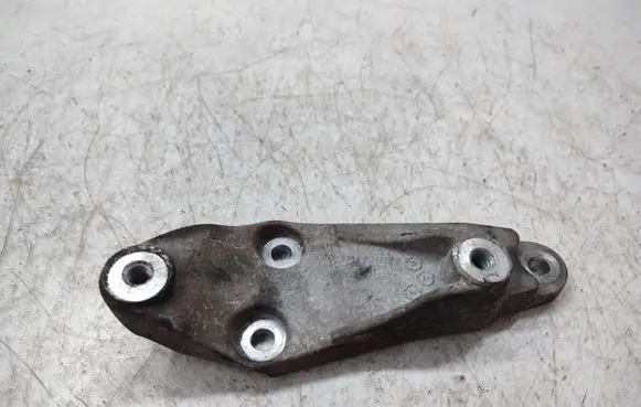 Mini Cooper Countryman R60 Engine mounting bracket 7812623