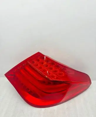 BMW 7 F01 F02 F03 F04 Rear/tail lights 7182198 HKF01T1RH
