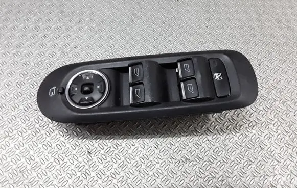 Ford Mondeo MK IV Electric window control switch 7S7T14A132BC