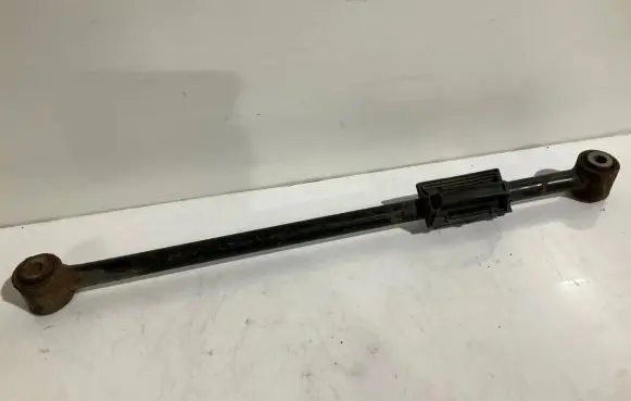 Mercedes-Benz R W251 Rear suspension control arm 