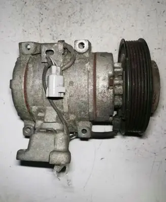 Toyota Corolla Verso E121 Air conditioning (A/C) compressor (pump) 4472206352