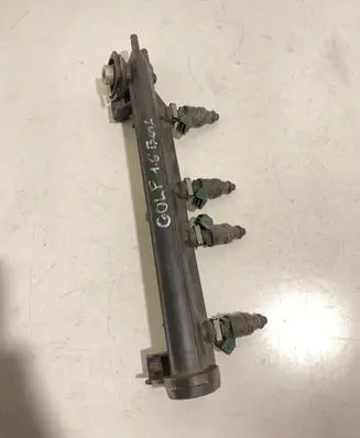 Volkswagen Golf IV Fuel injectors set 06A133317A 037906031AA