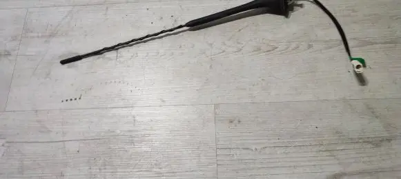 Fiat Tipo Radio antenna 