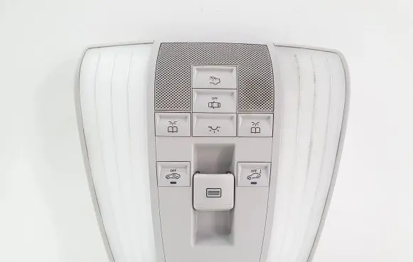 Mercedes-Benz E W212 Front seat light A0009054903 A2129002625 A2129010607