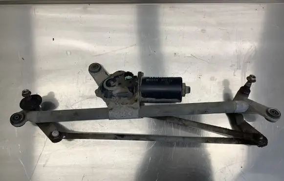 Nissan Murano Z50 Front wiper linkage and motor 28810CA000 1155652B