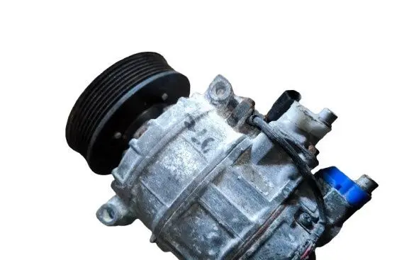 Volkswagen Touareg I Air conditioning (A/C) compressor (pump) 7L6820803B