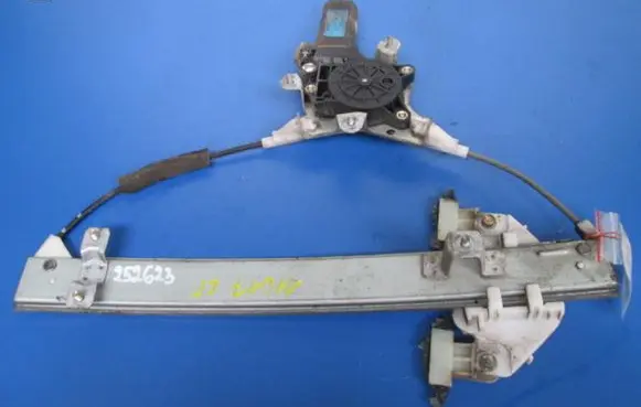 Hyundai Elantra Rear door window regulator with motor
