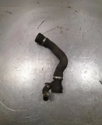 BMW X3 E83 Engine coolant pipe/hose