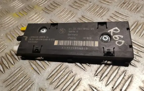 Mini Cooper Countryman R60 Aerial antenna amplifier 9803854