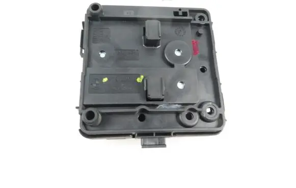 BMW 3 E46 Battery relay fuse 8387547 8387546