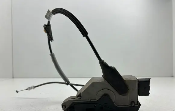 Citroen DS5 Rear door lock 