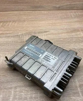 Audi 80 90 B3 Engine control unit/module ECU 893907404K 0261200236