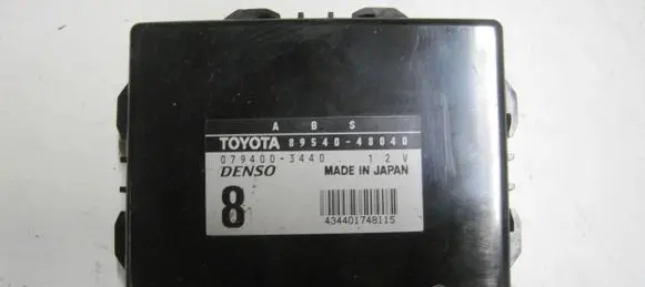 Lexus RX 300 Other control units/modules 8954048040
