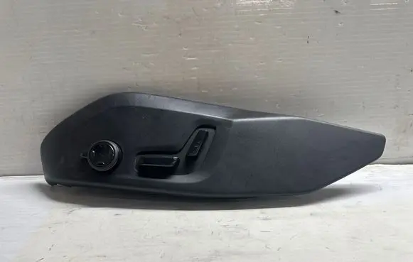 Volvo XC90 Seat control switch 31419579