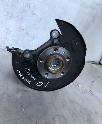 Volvo XC40 Front wheel hub 32217578
