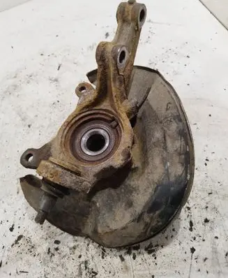 Honda CR-V Front wheel hub spindle knuckle